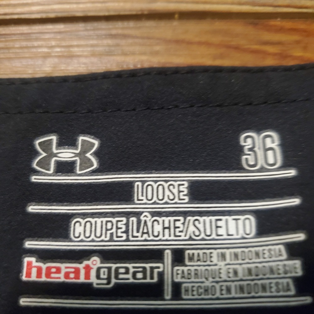 Under Armour Mens Sz 36 HeatGear Board Shorts Loose Black Geometric Swim Trunks - Picture 3 of 4
